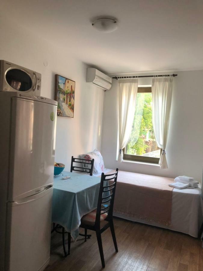 Apartmani Petrija Prčanj エクステリア 写真