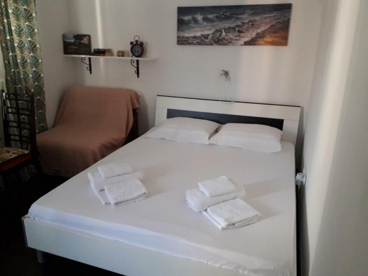 Apartmani Petrija Prčanj エクステリア 写真